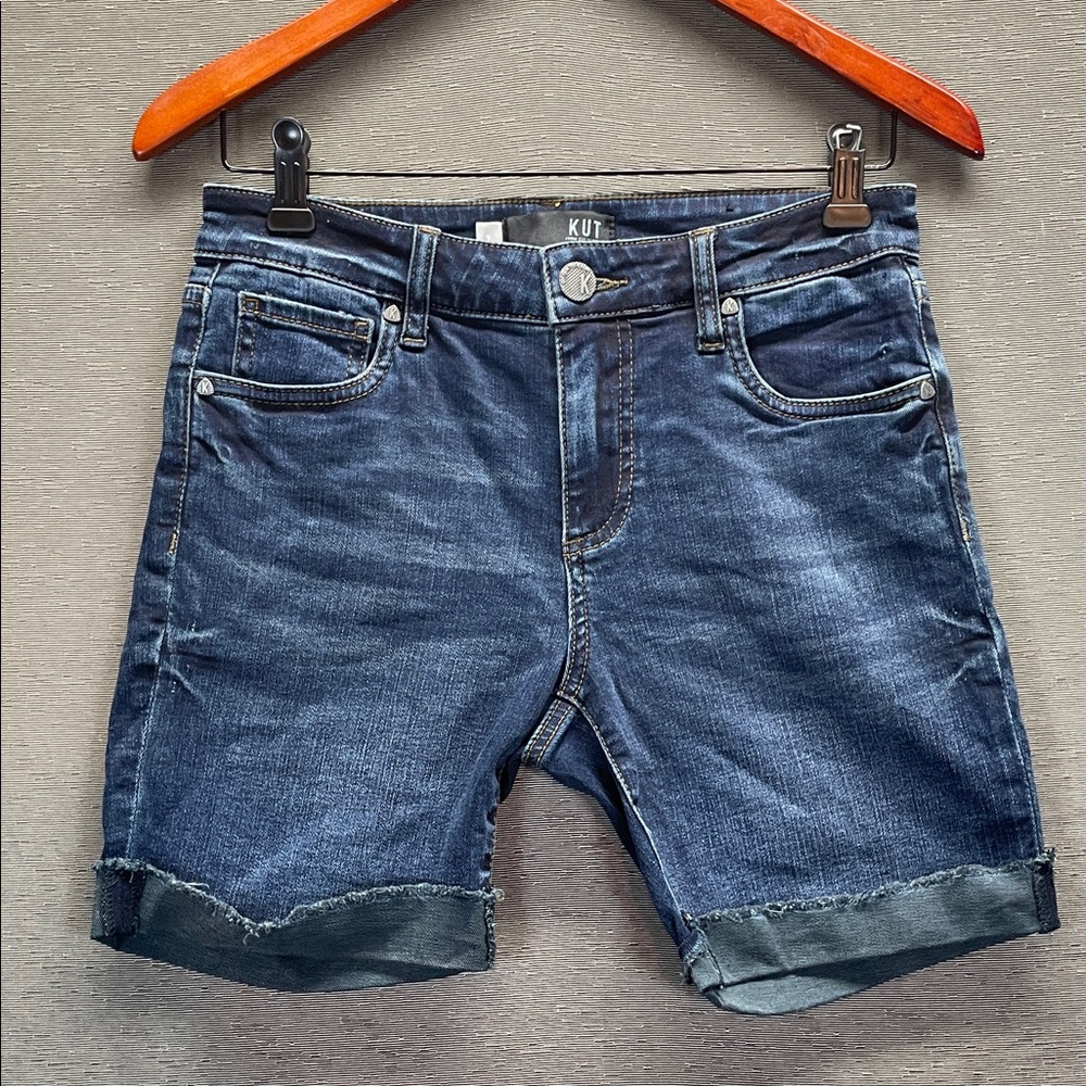 Kut from the Kloth Blue Denim Jean Shorts with Rolled Hem